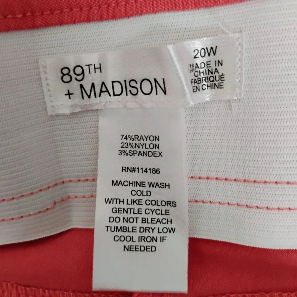 89th + Madison Coral Stretch Waste Shorts Size 20W